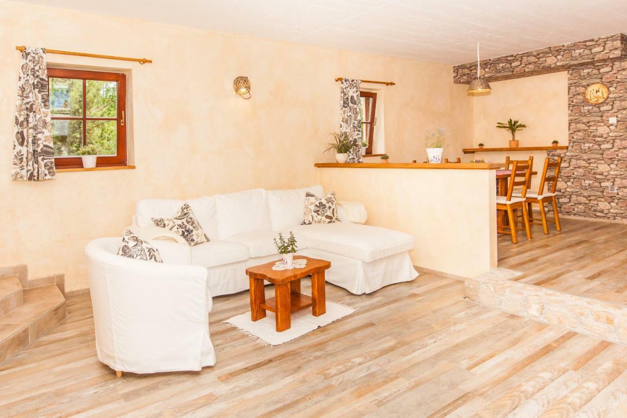 Villa Nabucco Kras Exteriör bild